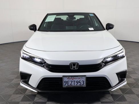 Used 2023 Honda Civic Sport image 2