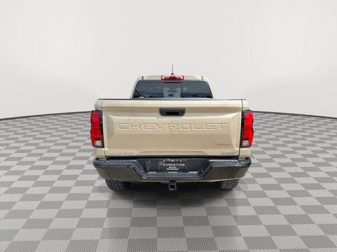 Used 2024 Chevrolet Colorado ZR2 AWD/4WD image 8