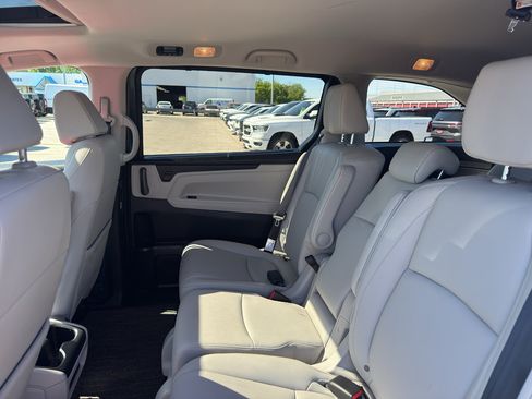 Used 2025 Honda Odyssey EX-L image 34