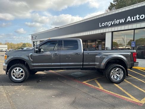 Used 2017 Ford F350 Lariat w/ Lariat Ultimate Package image 10