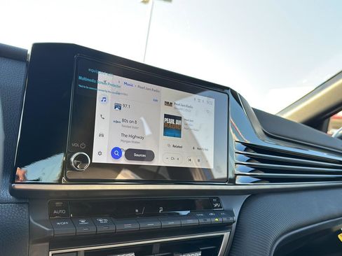 New 2026 Toyota Camry SE image 21