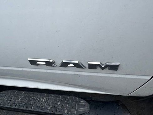 Used 2019 RAM 3500 Tradesman AWD/4WD image 12