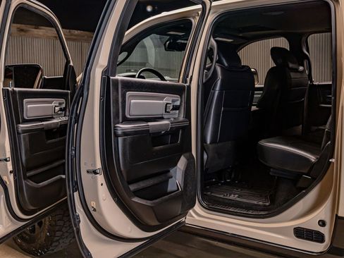 Used 2018 RAM 2500 Power Wagon w/ Leather & Luxury Group image 27