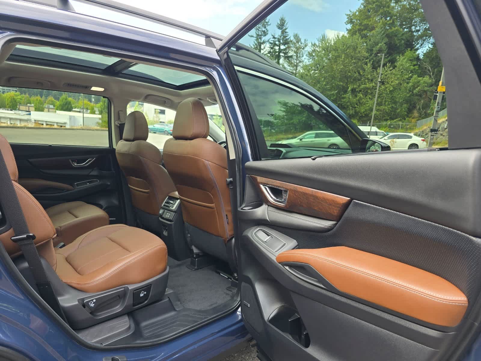 Certified 2025 Subaru Ascent Touring AWD/4WD image 28