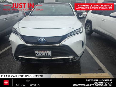 Used 2024 Toyota Venza Nightshade AWD/4WD image 3