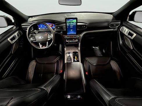 Used 2020 Ford Explorer ST w/ ST Street Pack image 14