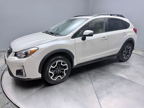 Used 2016 Subaru Crosstrek 2.0i Limited AWD/4WD image 1