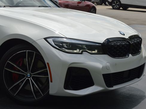 Used 2021 BMW M340i xDrive AWD/4WD image 2