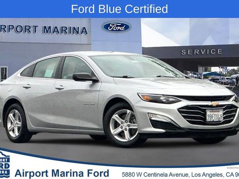 Used 2021 Chevrolet Malibu LS image 1
