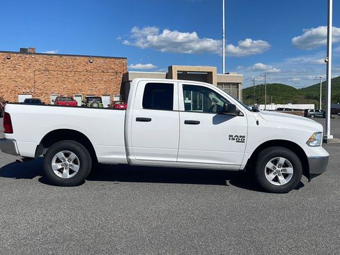Used 2022 RAM 1500 Tradesman w/ Chrome Appearance Group AWD/4WD image 39