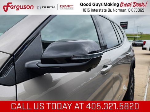 New 2026 GMC Acadia AT4 w/ Luxury Package AWD/4WD image 12