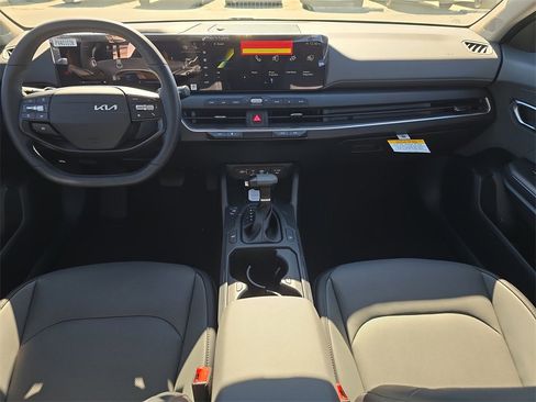 New 2026 Kia K4 EX image 12