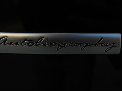 Used 2015 Land Rover Range Rover Autobiography AWD/4WD image 28