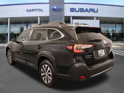 Certified 2025 Subaru Outback Premium AWD/4WD image 6