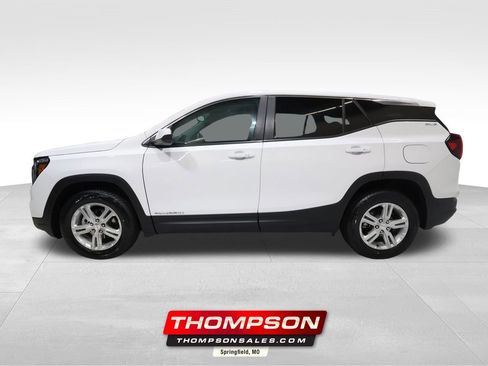 Certified 2024 GMC Terrain SLE image 1