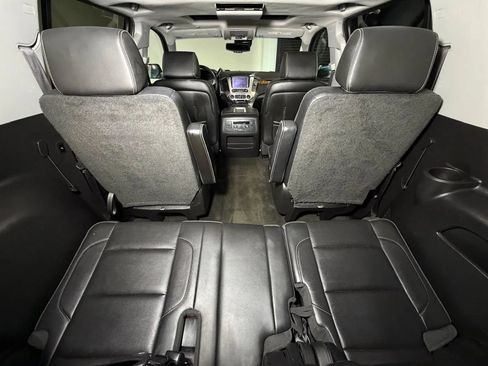 Used 2015 GMC Yukon XL Denali w/ Open Road Package AWD/4WD image 18