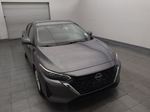 Used 2024 Nissan Sentra S FWD image 14