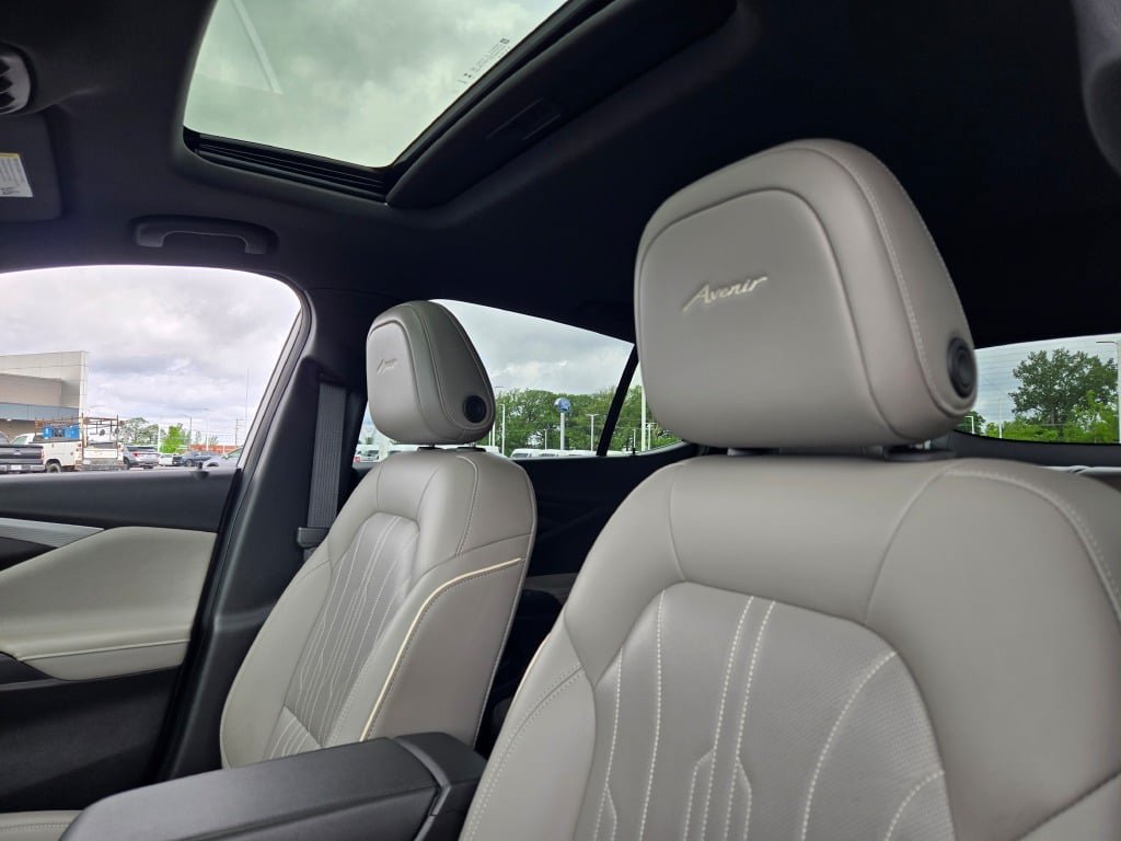 Used 2024 Buick Envista Avenir FWD image 25