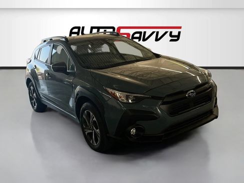 Used 2025 Subaru Crosstrek 2.5i Premium AWD/4WD image 1