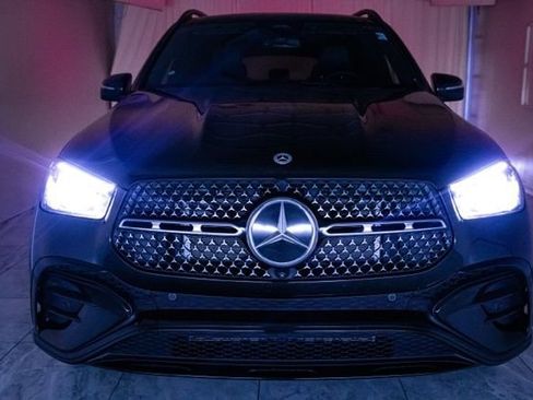 Used 2025 Mercedes-Benz GLE 350 4MATIC image 36