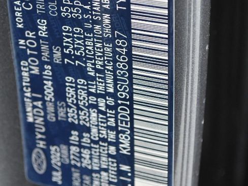 New 2025 Hyundai Tucson Limited image 32