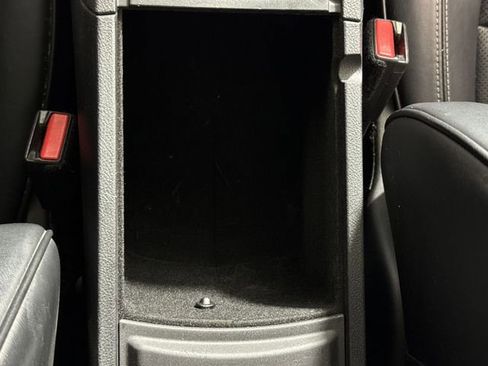 Used 2015 Jeep Grand Cherokee Overland w/ Advanced Technology Group image 25