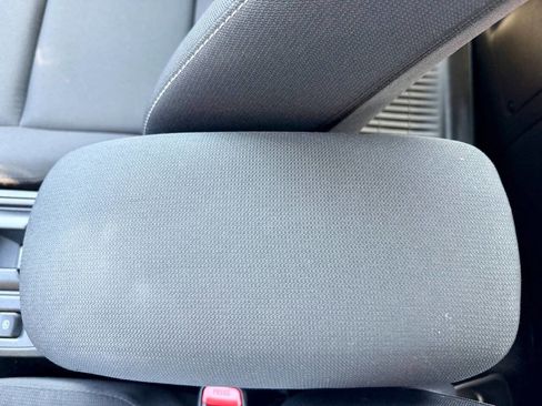Used 2024 Toyota Corolla LE FWD image 43