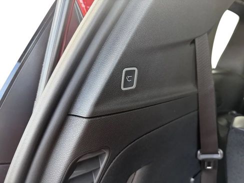 New 2026 Chrysler Pacifica Select FWD image 39