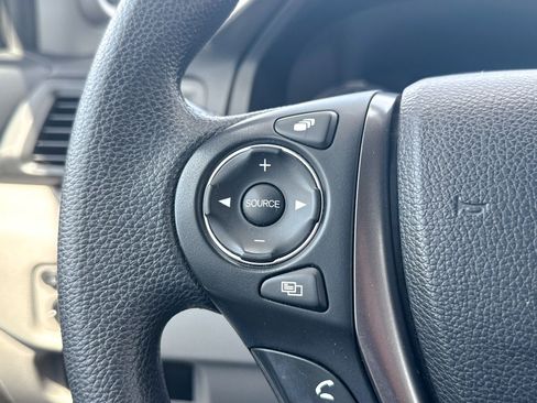 Used 2018 Honda Pilot EX image 41