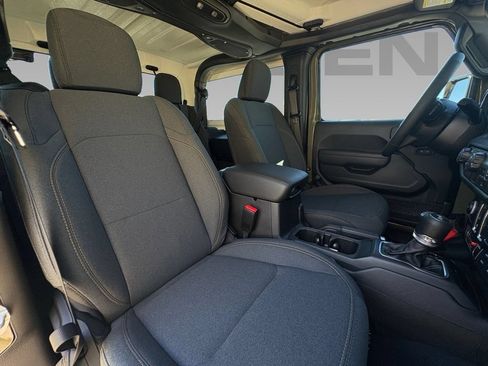 New 2026 Jeep Wrangler Willys AWD/4WD image 9
