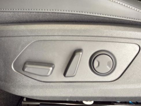 New 2026 Kia Sorento S FWD image 23