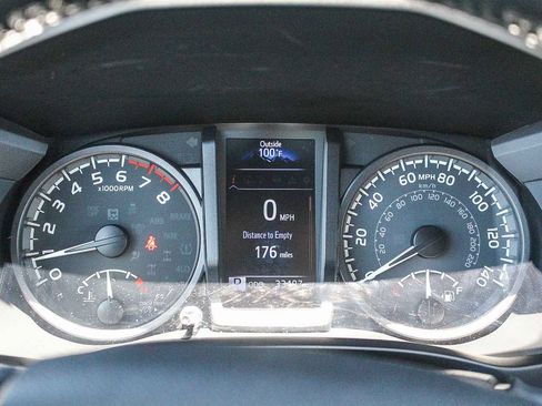 Certified 2022 Toyota Tacoma TRD Sport w/ TRD Premium Sport Package AWD/4WD image 30