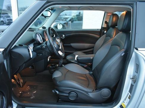 Used 2010 MINI Cooper Clubman Hardtop w/ Premium Pkg image 13