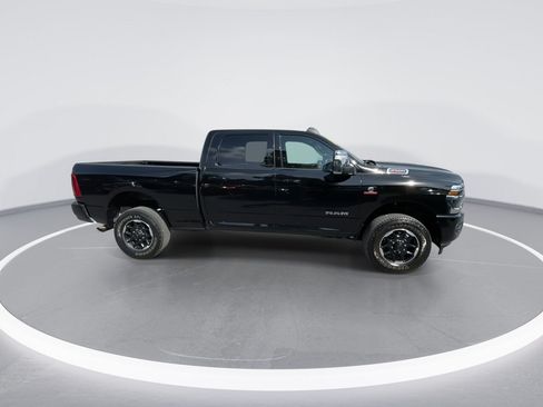 Used 2026 RAM 2500 Laramie AWD/4WD image 5