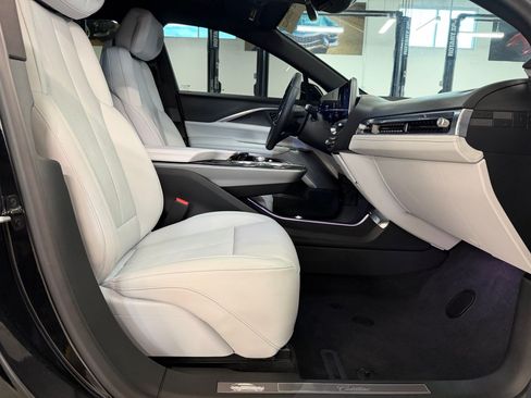 Certified 2024 Cadillac Lyriq Luxury RWD image 26