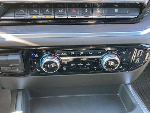 New 2026 GMC Sierra 1500 SLT w/ SLT Premium Package image 23