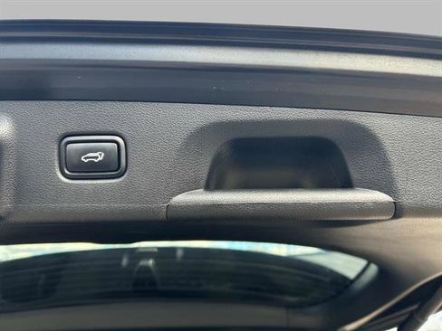 Used 2023 Hyundai Palisade Calligraphy image 13
