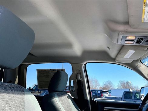 Used 2018 RAM 2500 Big Horn image 16