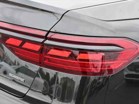 Used 2022 Audi A8 L 3.0T w/ Executive Package AWD/4WD image 20