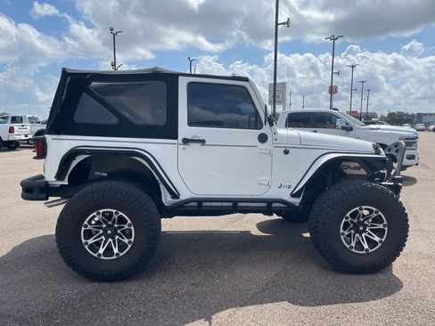 Used 2013 Jeep Wrangler Sport AWD/4WD image 7