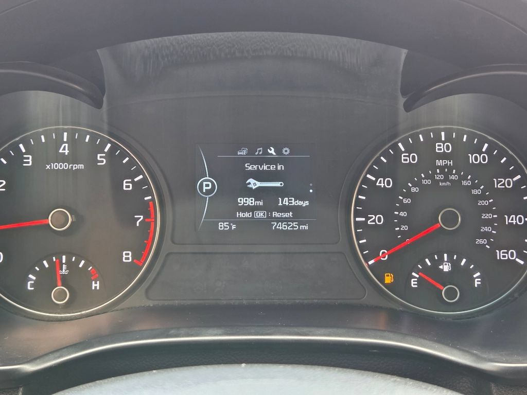 Used 2017 Kia Optima EX FWD image 32