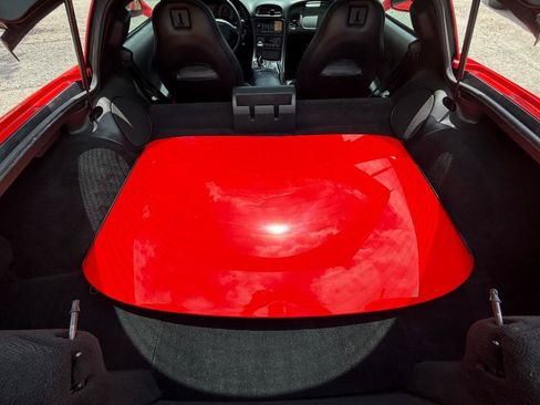 Used 2004 Chevrolet Corvette Coupe w/ Roof Package RWD image 9