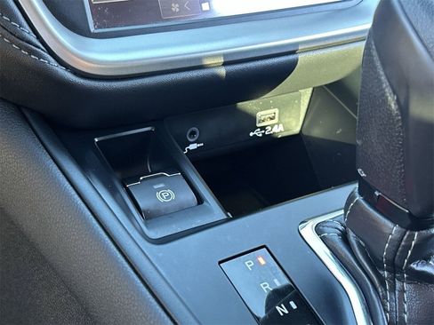 Certified 2024 Subaru Outback 2.5i image 25