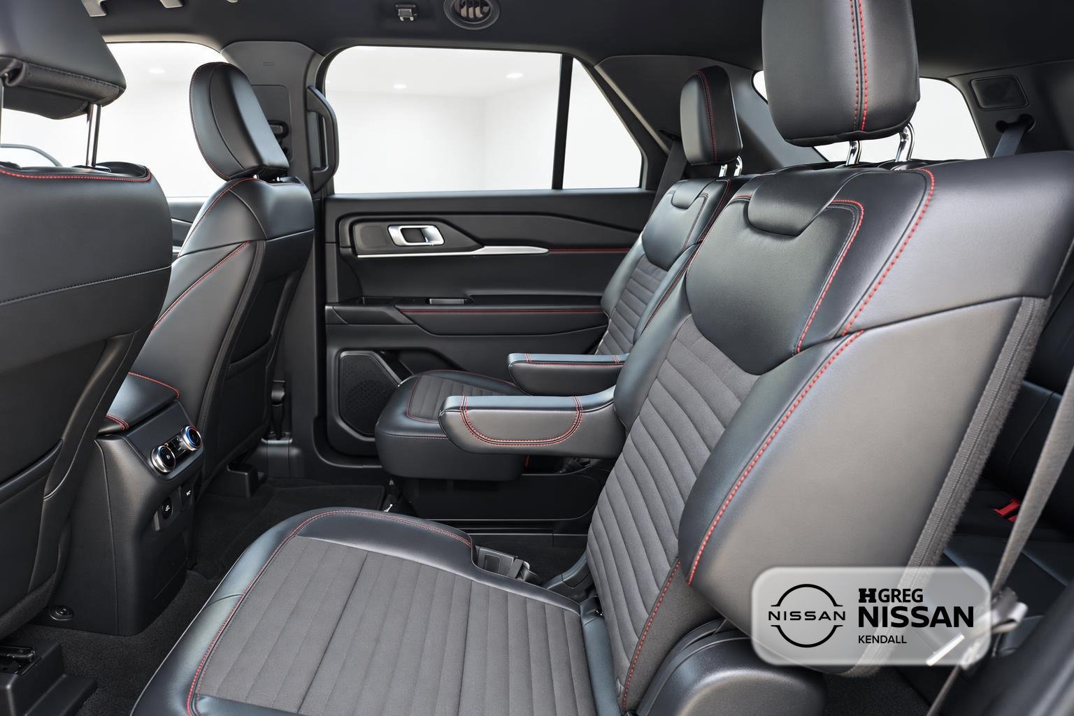 Used 2026 Ford Explorer ST-Line AWD/4WD image 9