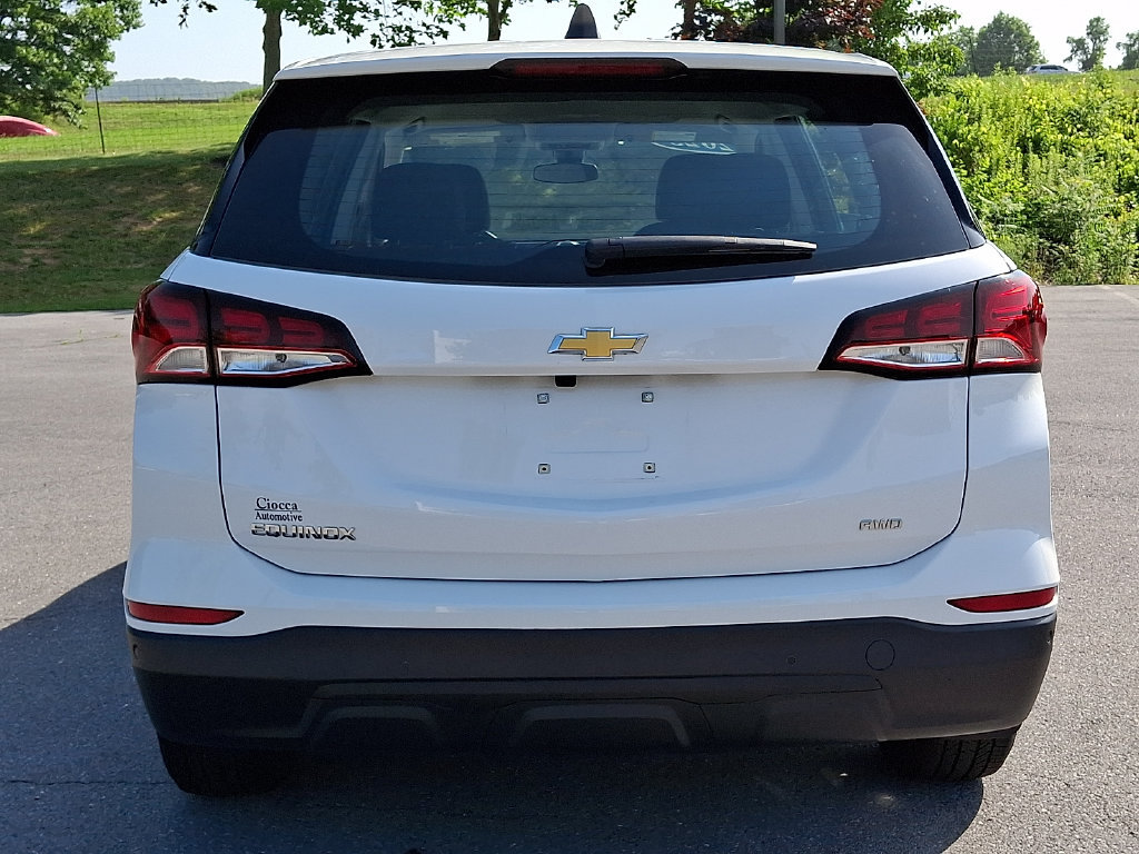 Used 2023 Chevrolet Equinox LS w/ LPO, Floor Liner Package AWD/4WD image 8