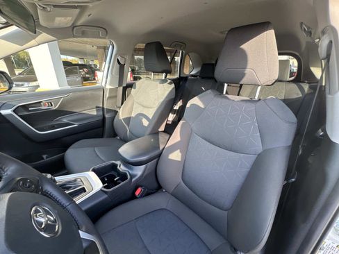 Used 2025 Toyota RAV4 XLE image 48
