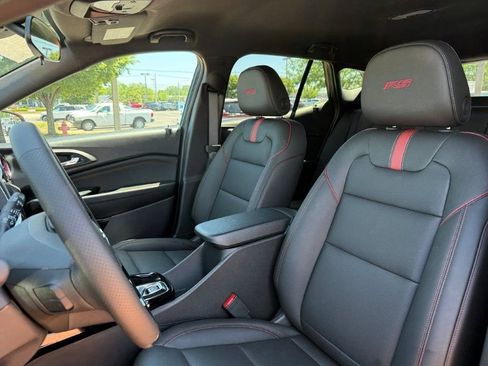New 2026 Chevrolet Trax RS FWD image 12