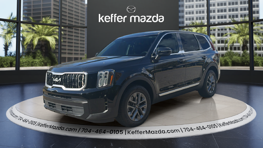 Used 2024 Kia Telluride LX FWD image 3