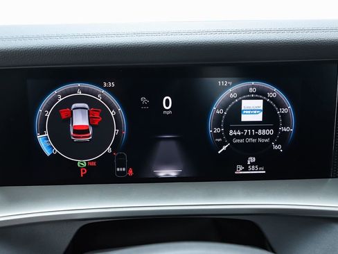 New 2025 Volkswagen Tiguan SE image 27