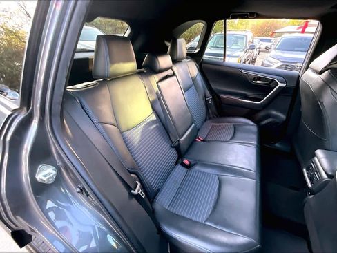 Used 2021 Toyota RAV4 XSE image 19